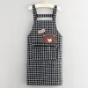 New cotton apron for kitchen cooking, home use, waist straps, stain-resistant, breathable, zipper, dirt-resistant work clothes Application Scenario